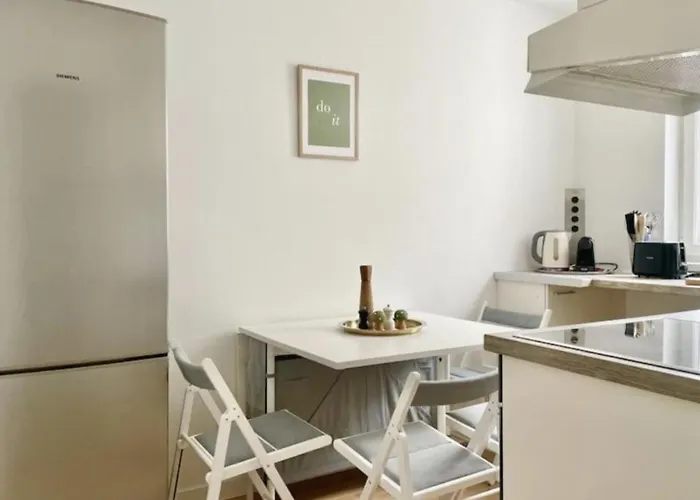Rooftop With Balcony & Free Parking